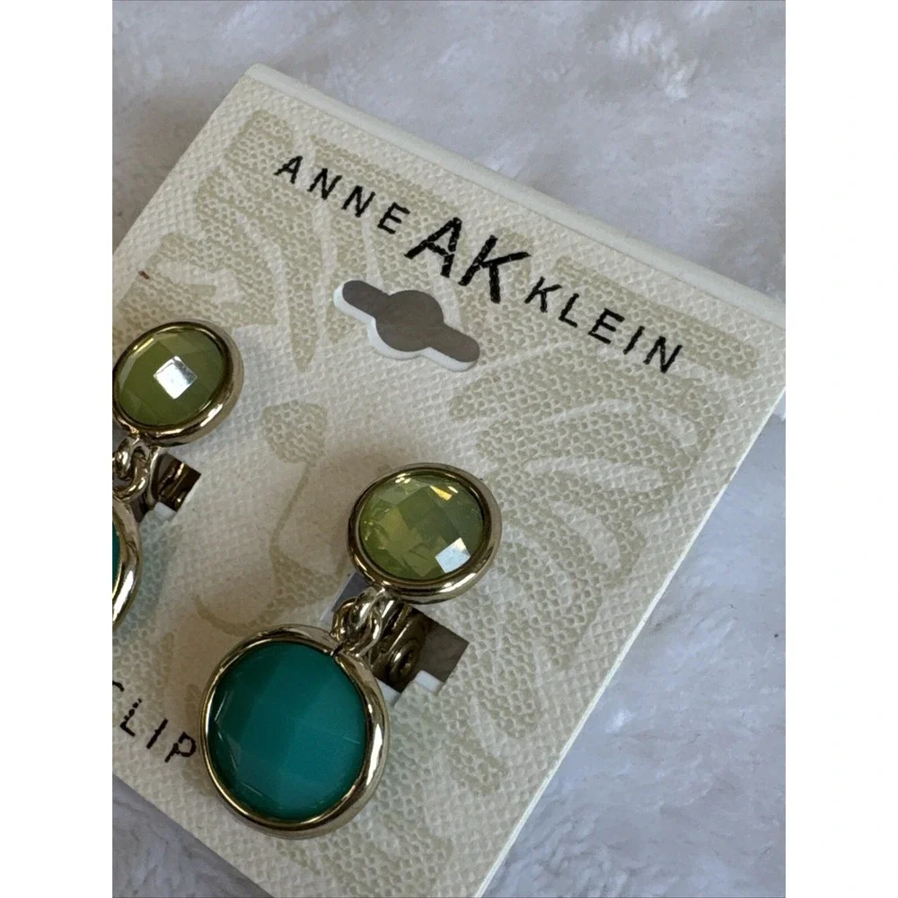 Anne Klein add pop